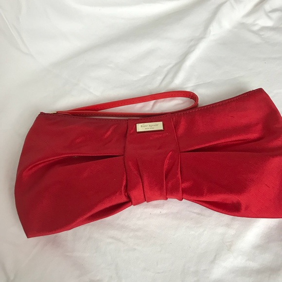 kate spade Handbags - Kate Spade Bow Wristlet